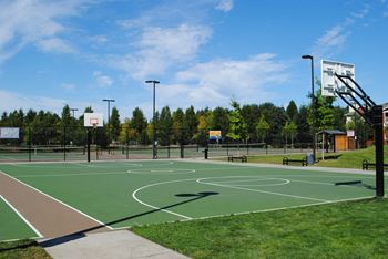 play at Commons at Creekside Apartments, Hillsboro, OR